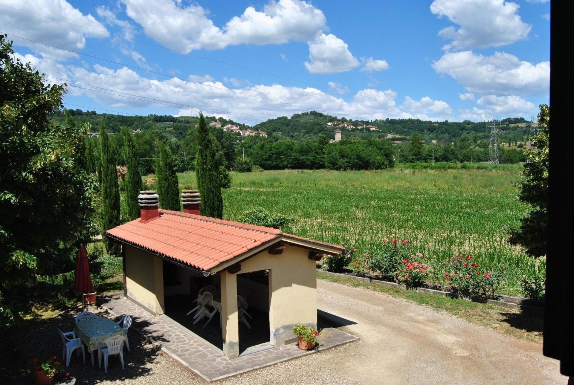 Charmantes Ferienhaus In Piani Della Rugginosa Mit Grossem Garten Реджелло Экстерьер фото